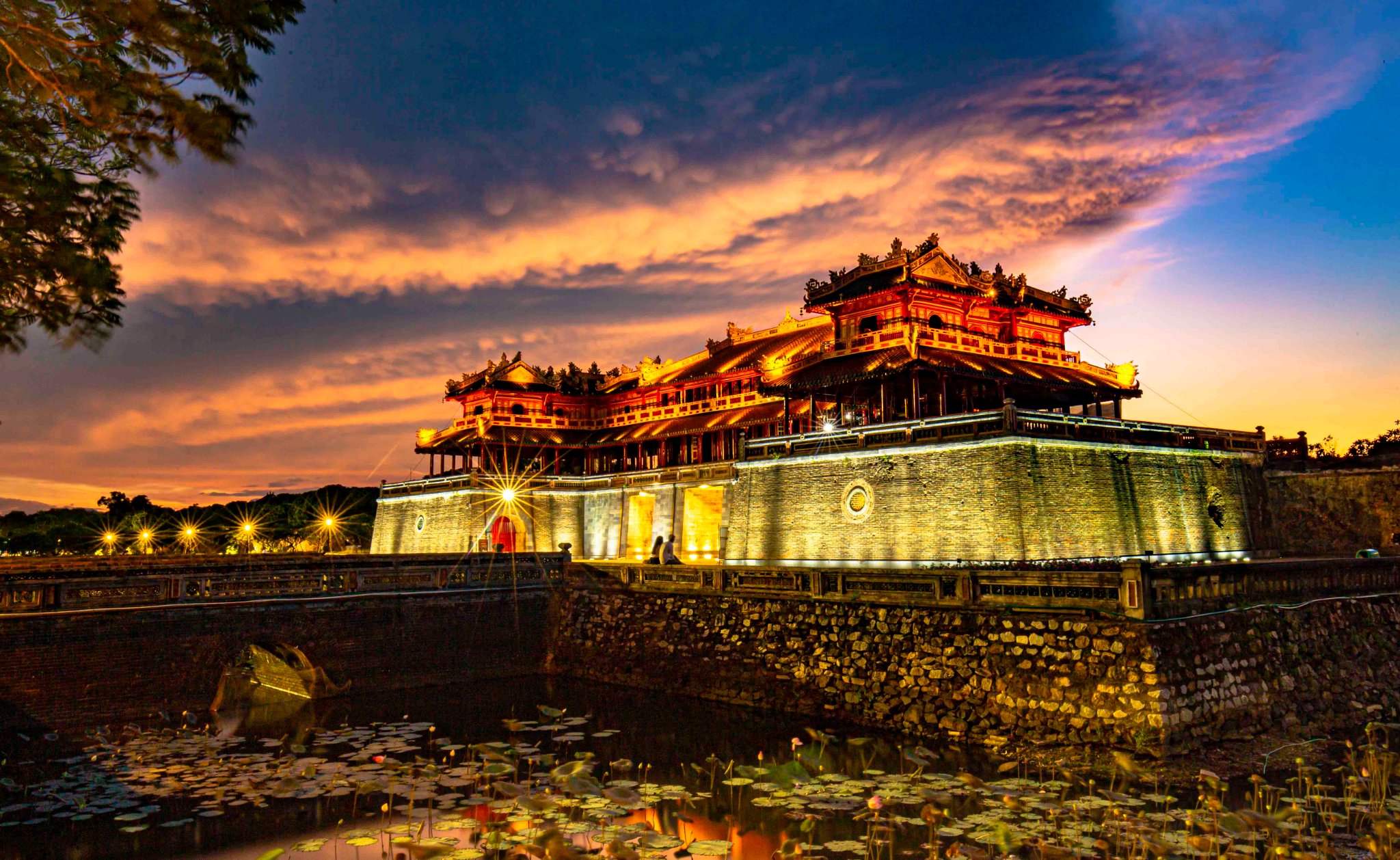 The imperial city of Hue-5 places cannot be missed