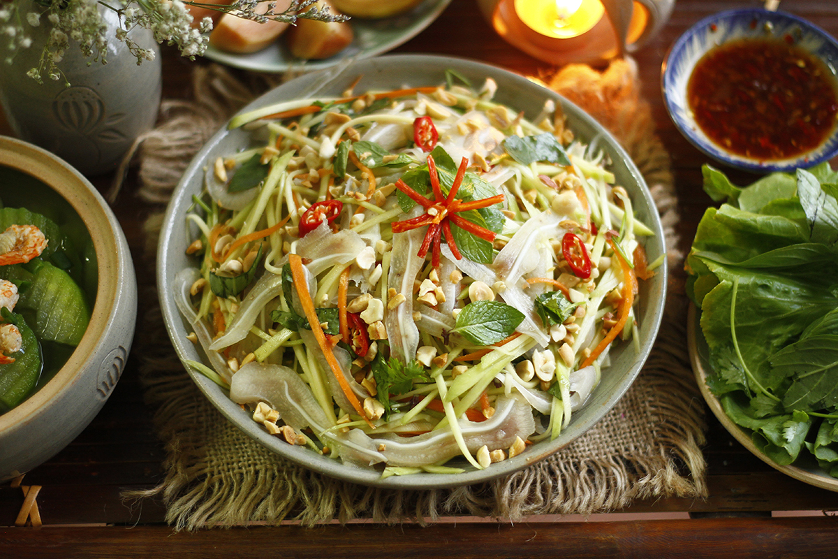 Top Five Attractive Salad Stores In Hanoi