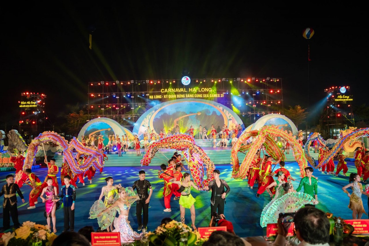 Halong Carnival 2023 – 2024